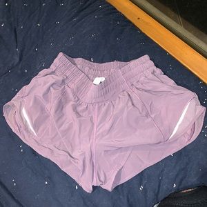 Lululemon Hotty Hot Short II - Graphite Purple
